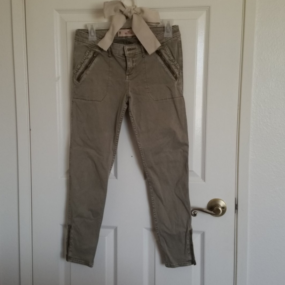 Hollister skinny jeans khaki green